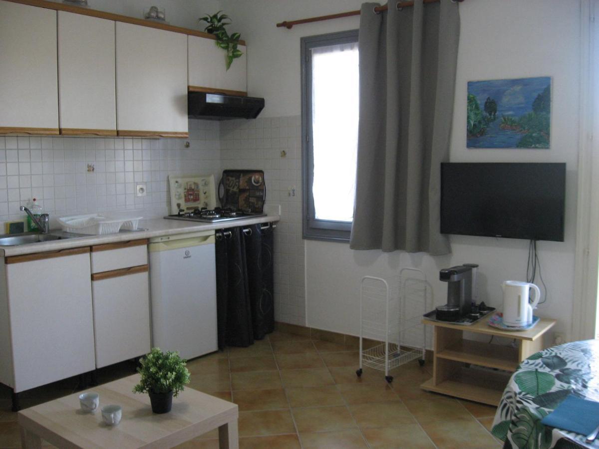 Apartament Lumineux Agreable T2 De 32M2 La Londe-les-Maures Zewnętrze zdjęcie