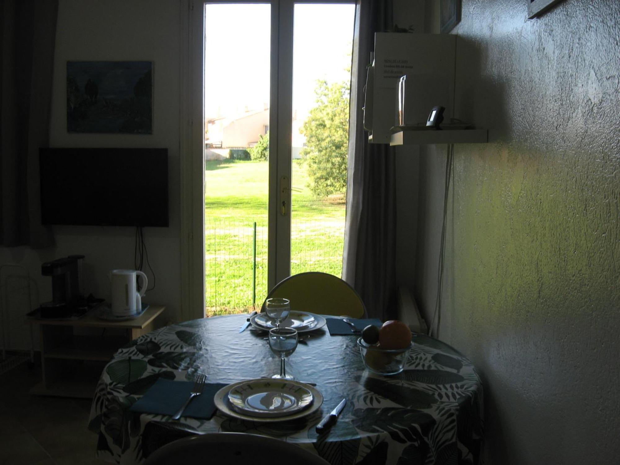 Apartament Lumineux Agreable T2 De 32M2 La Londe-les-Maures Zewnętrze zdjęcie